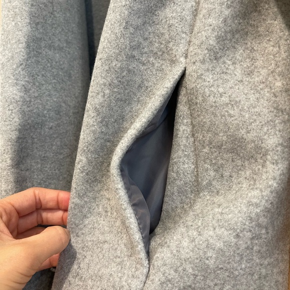 Stradivarius Grey Coat - Picture 5 of 6